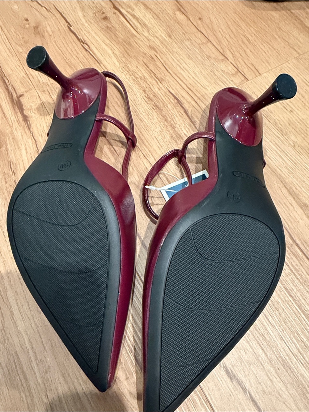 NWT Nine West Wine Pointed Slingback Kitten Heels - Picture 2 of 2